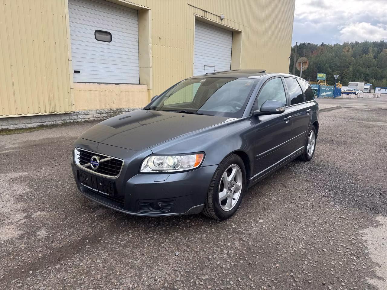 Volvo V50