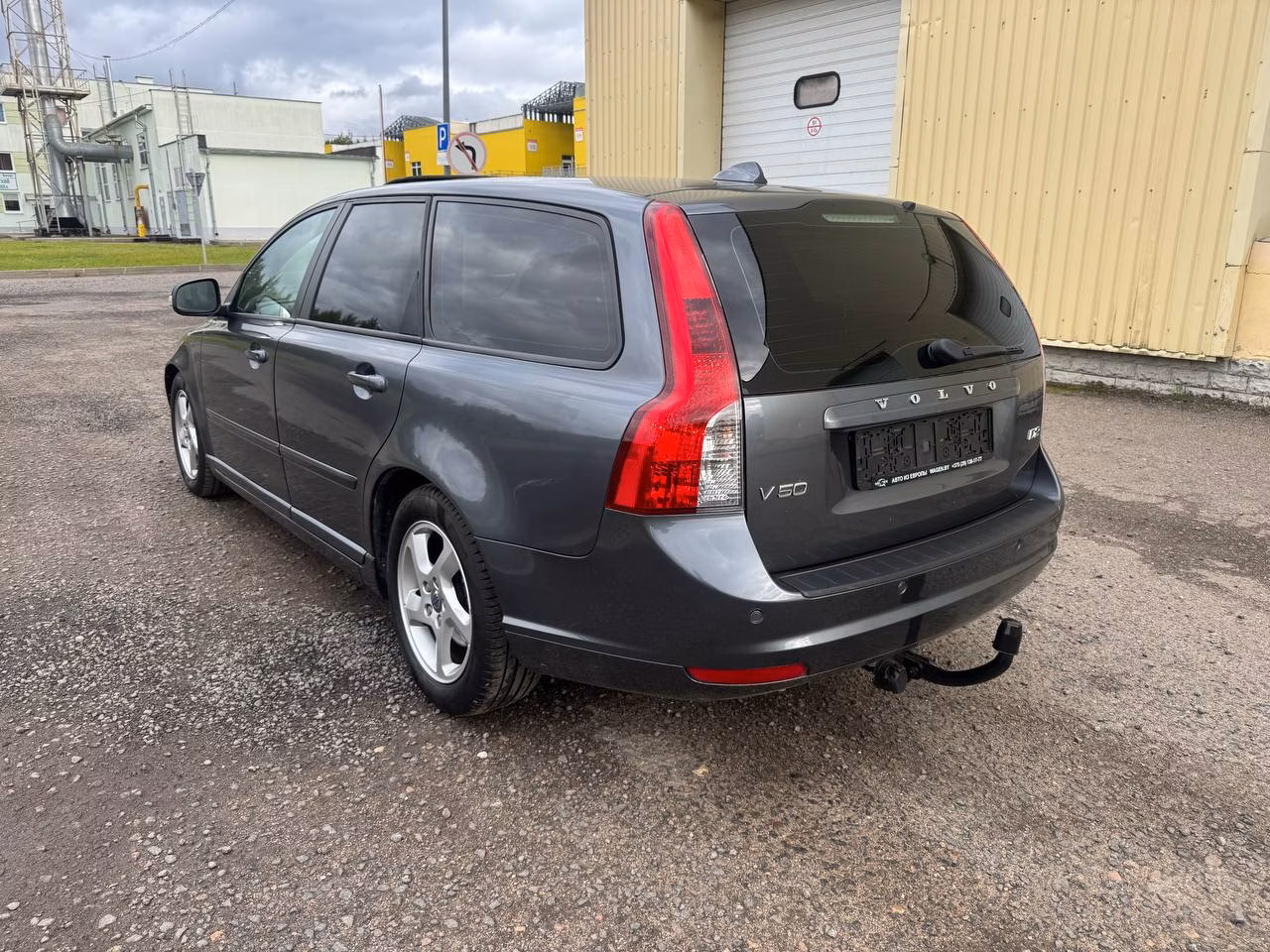 Volvo V50 фото 7