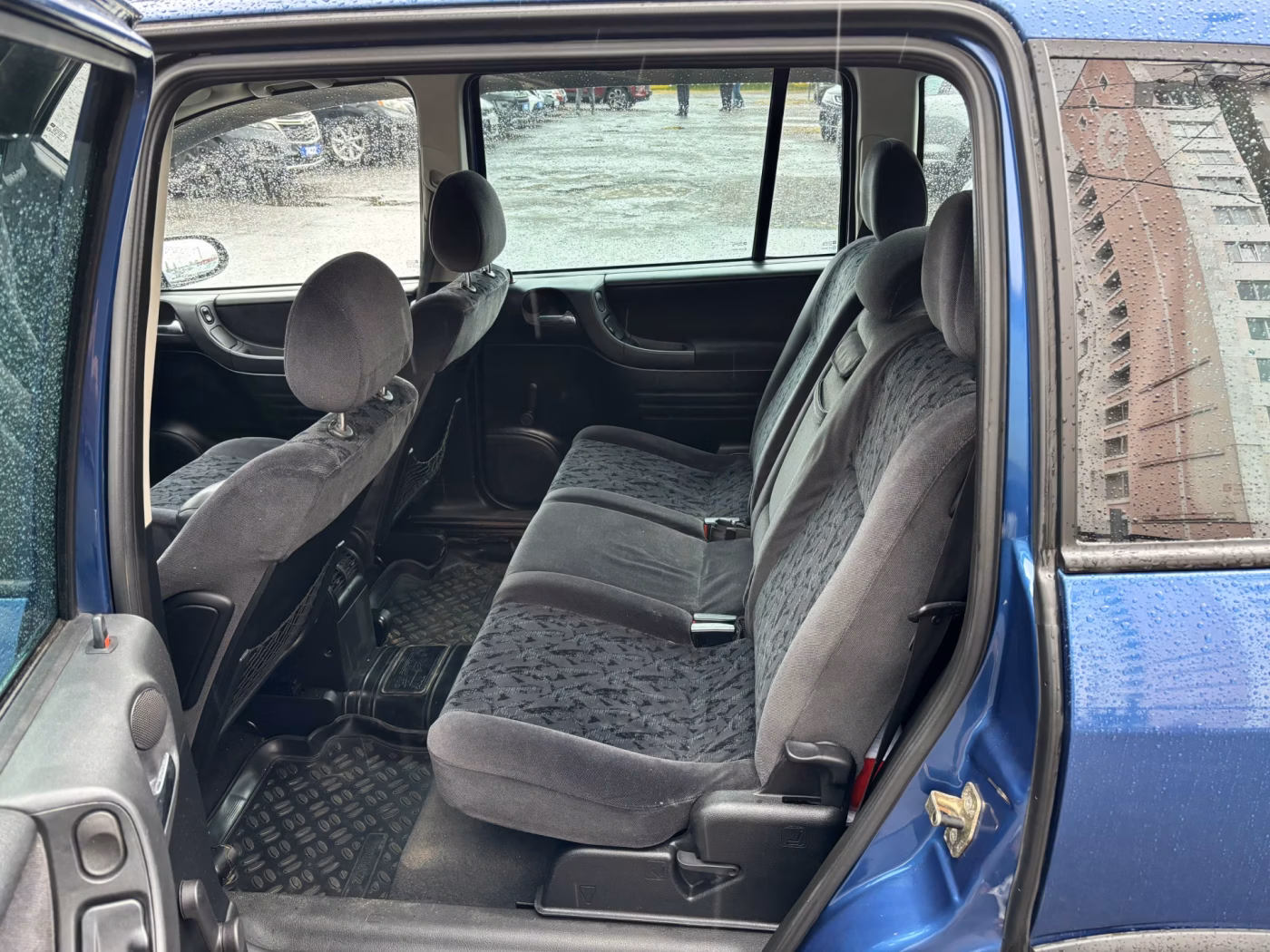 Opel Zafira фото 16