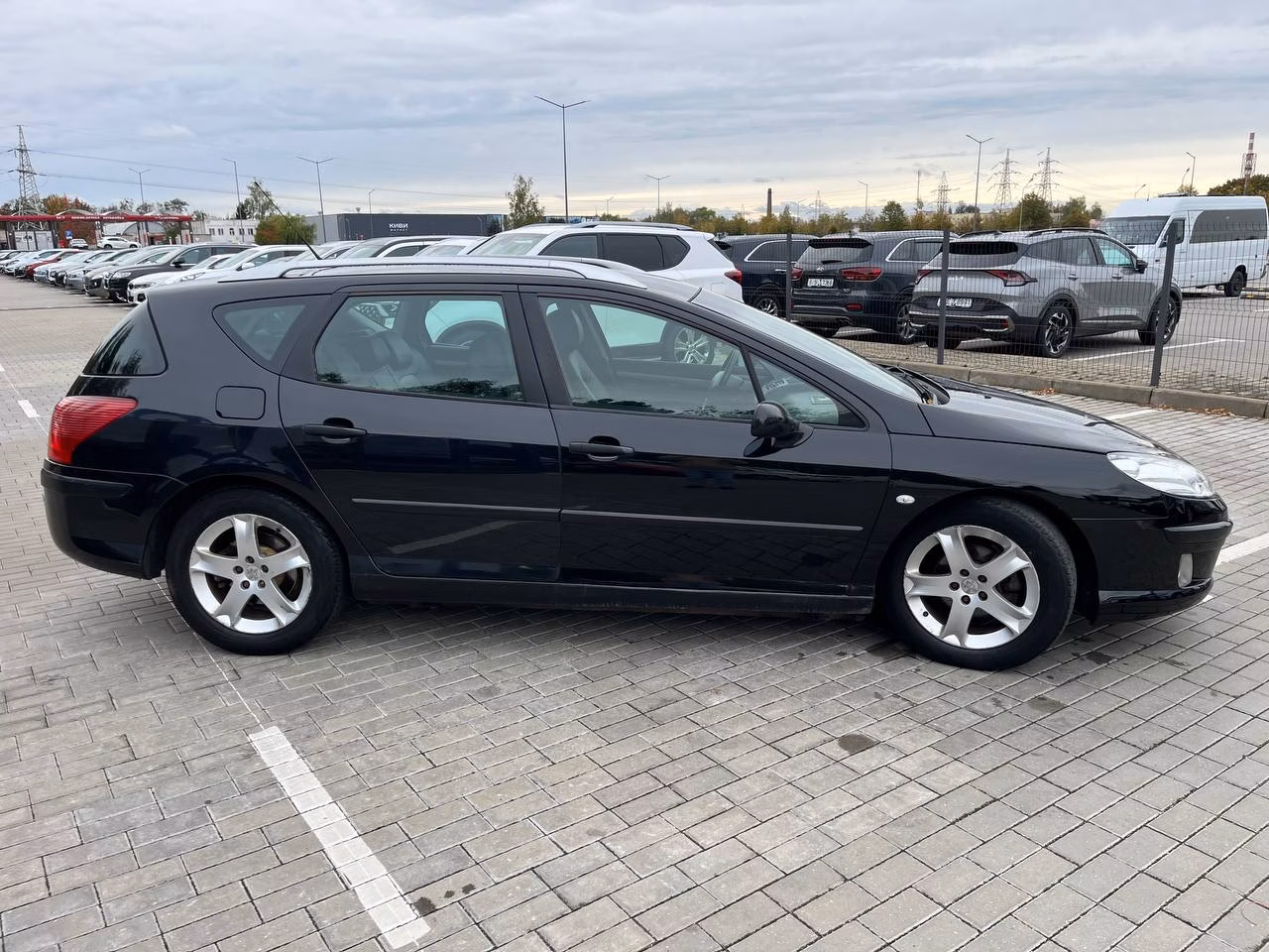 Peugeot 407 фото 4