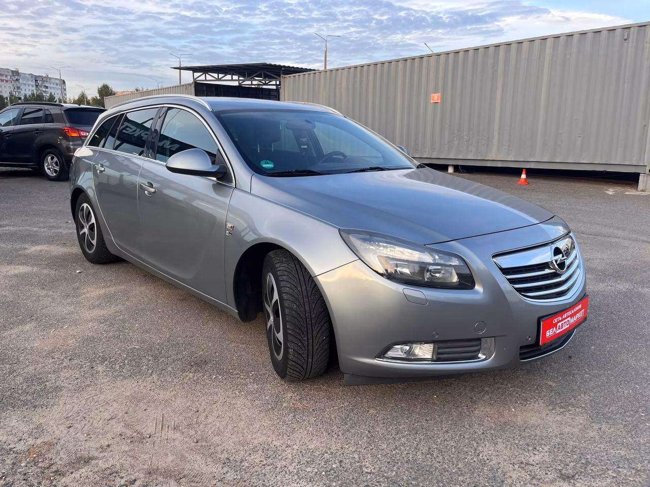 Opel Insignia фото 3