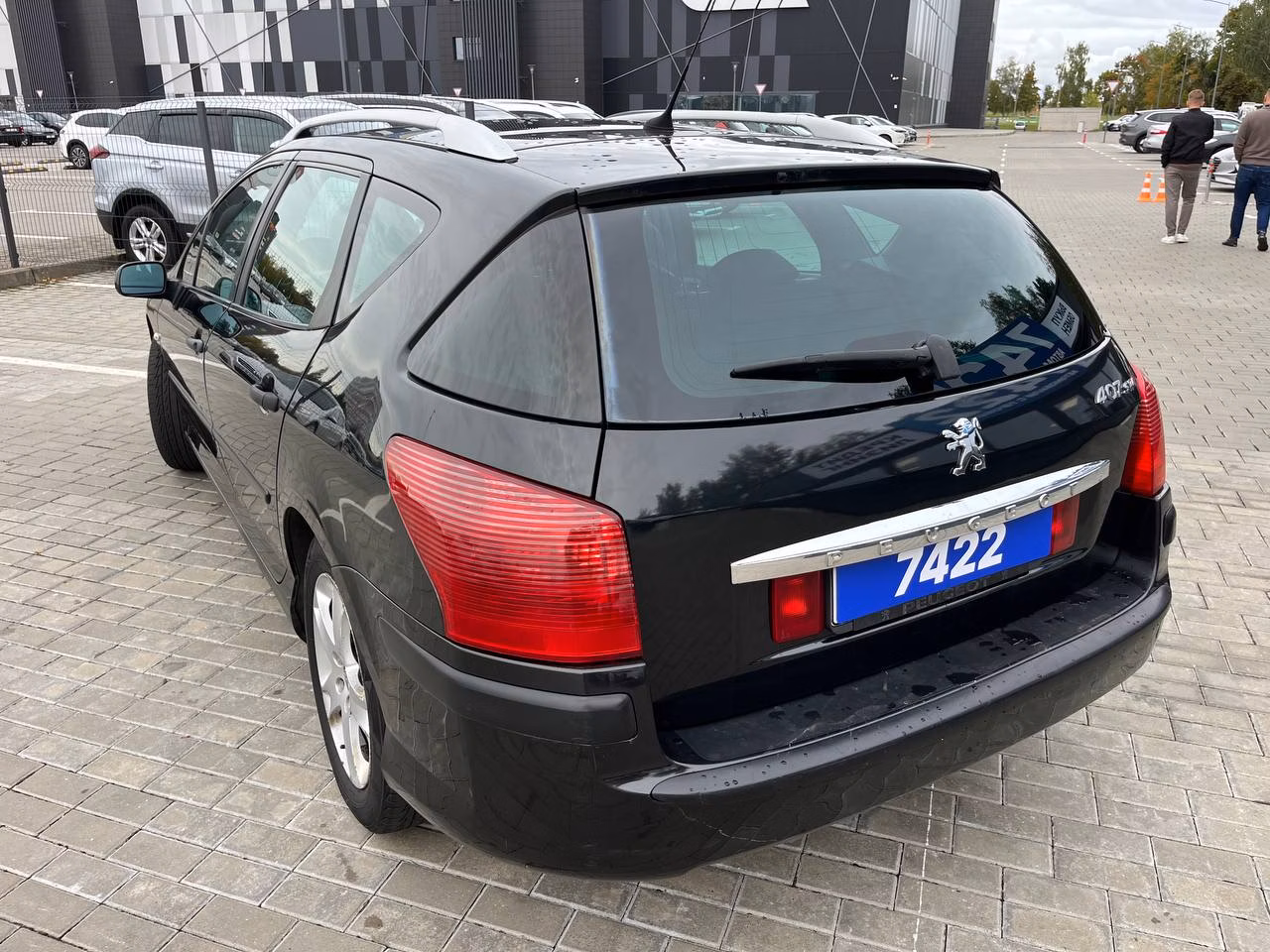 Peugeot 407 фото 7