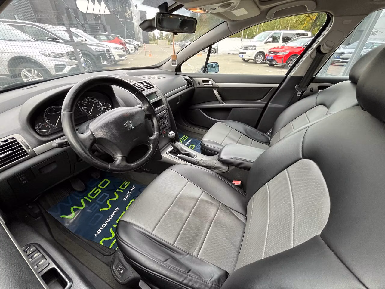 Peugeot 407 фото 14