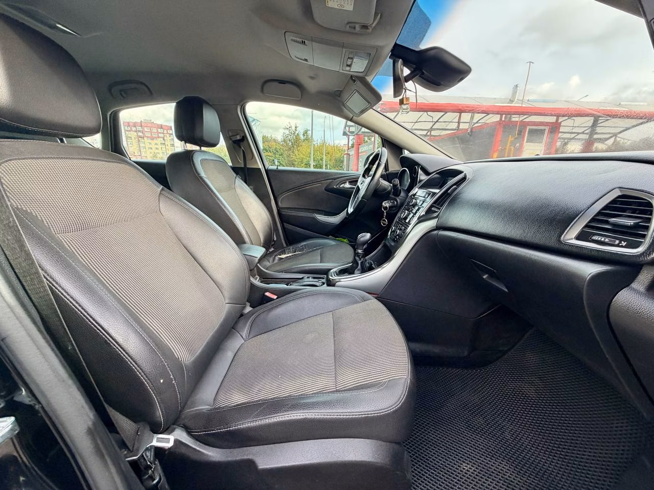 Opel Astra фото 9