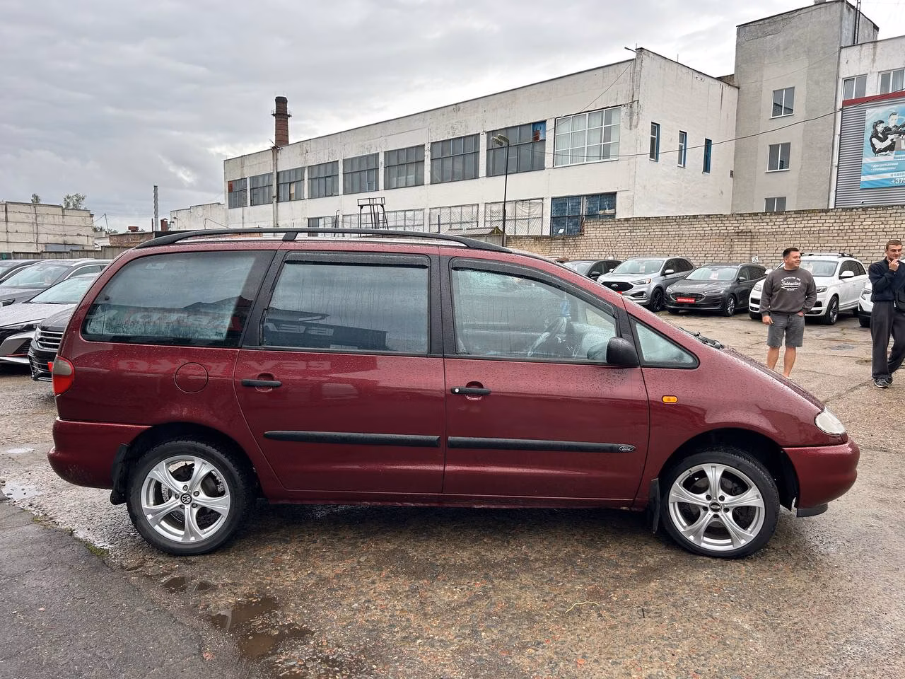 Ford Galaxy фото 4