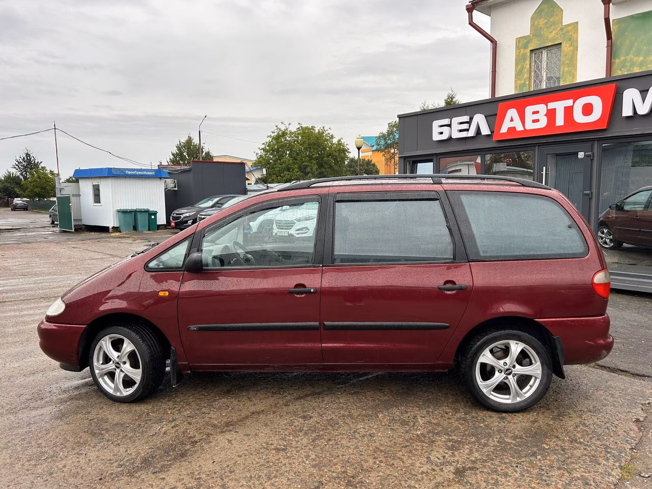 Ford Galaxy фото 8