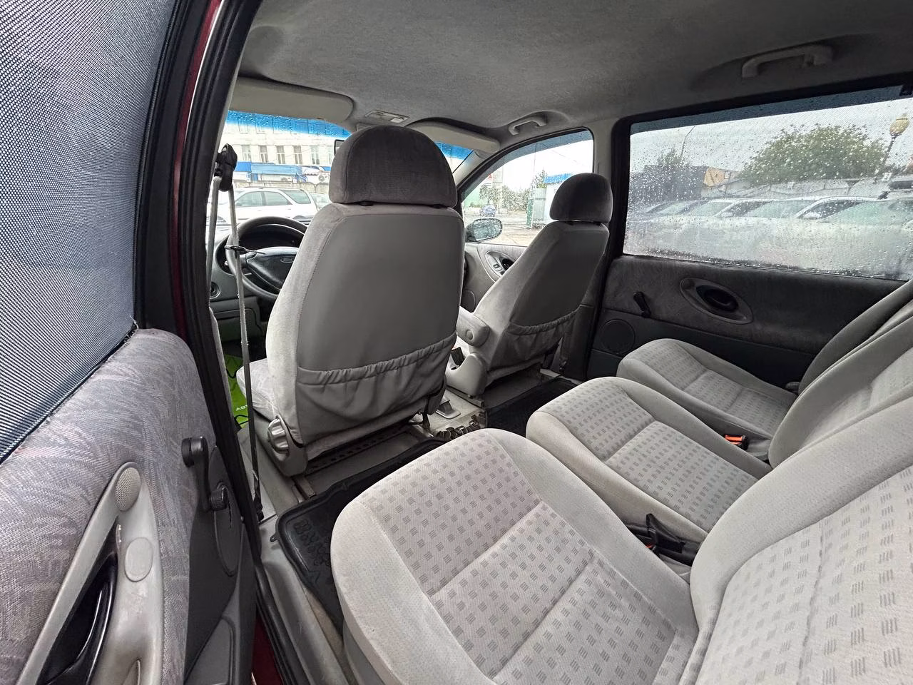 Ford Galaxy фото 10