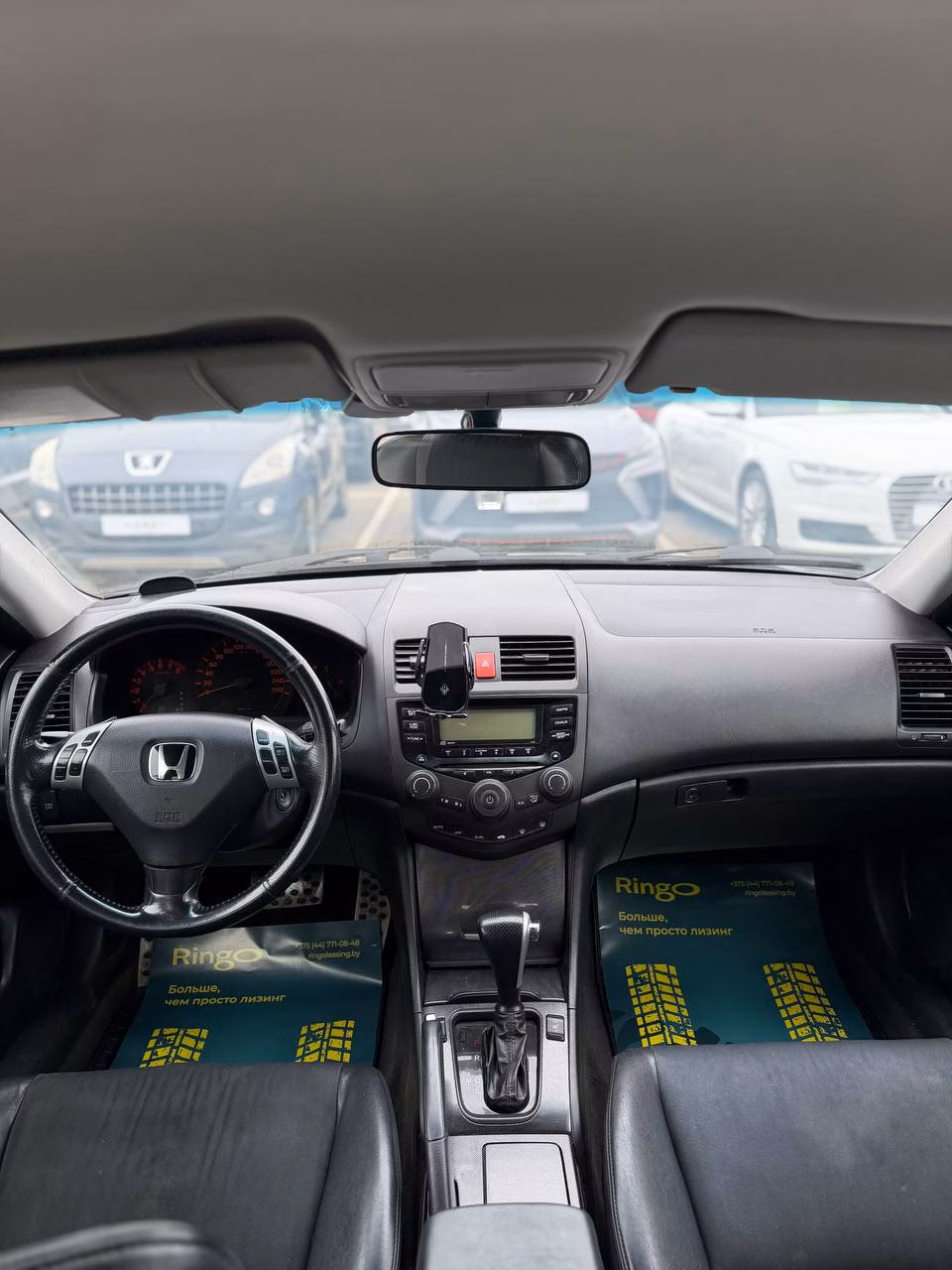Honda Accord фото 9