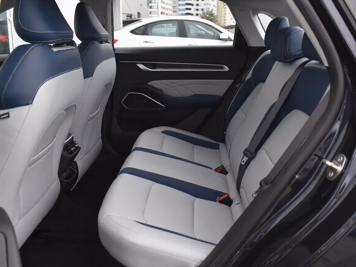 Geely Emgrand фото 12