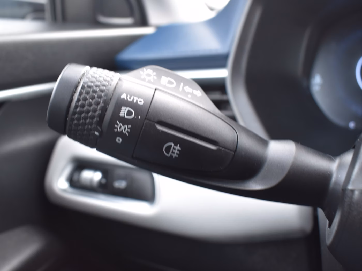 Geely Emgrand фото 18