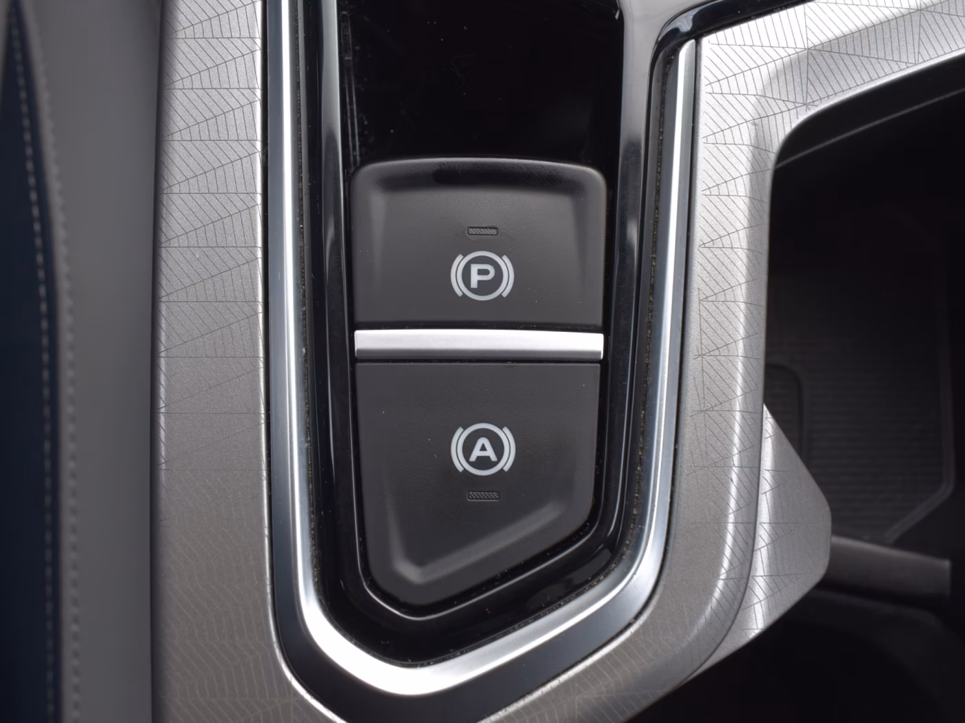 Geely Emgrand фото 22