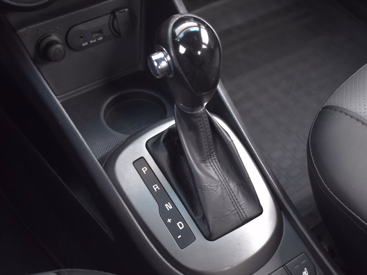 Kia Rio фото 20