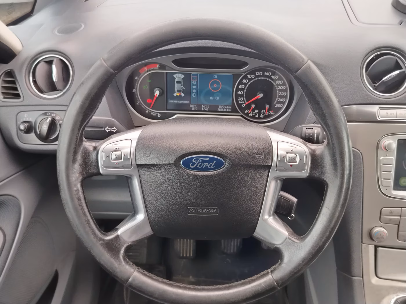 Ford S-MAX фото 12
