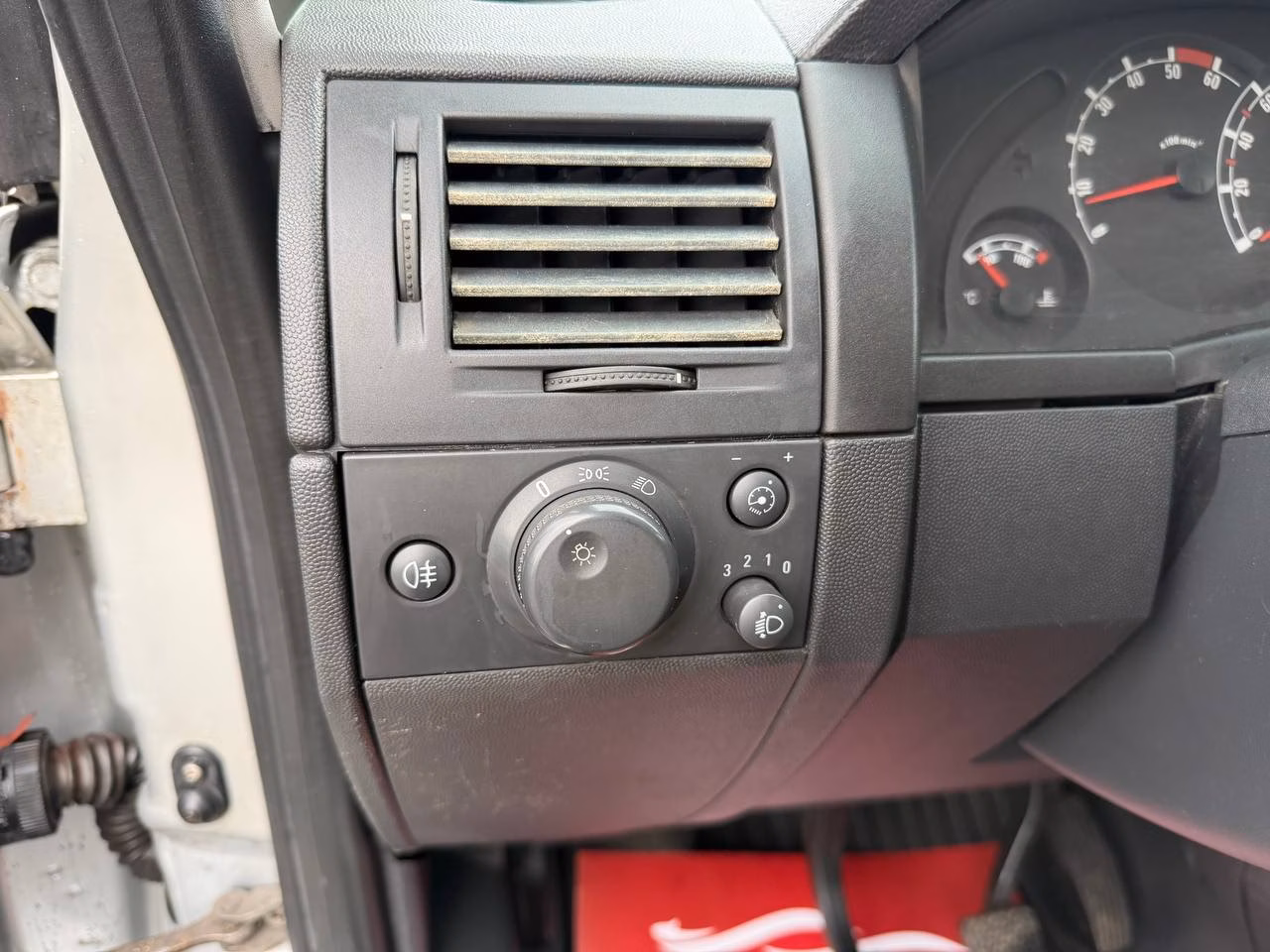 Opel Meriva фото 15