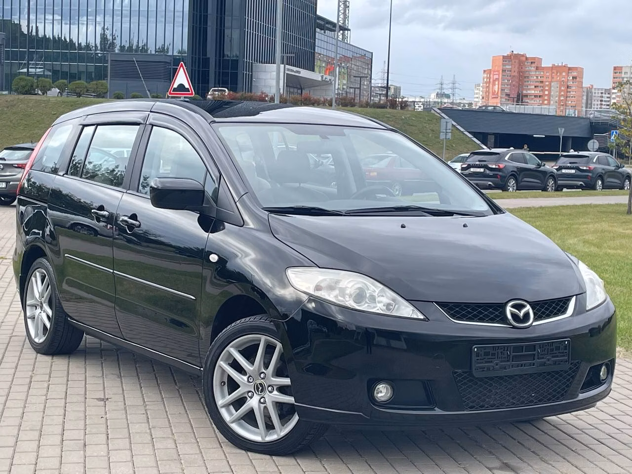 Mazda 5 фото 2