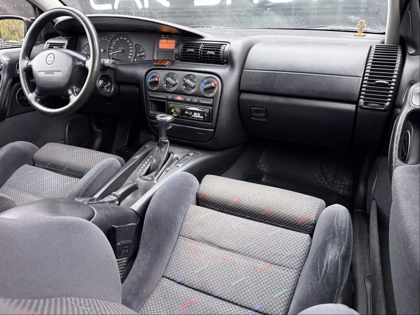 Opel Omega фото 7