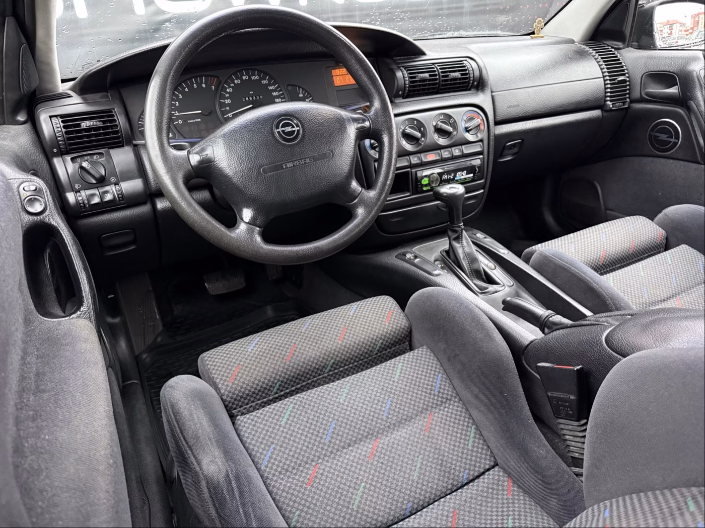 Opel Omega фото 9