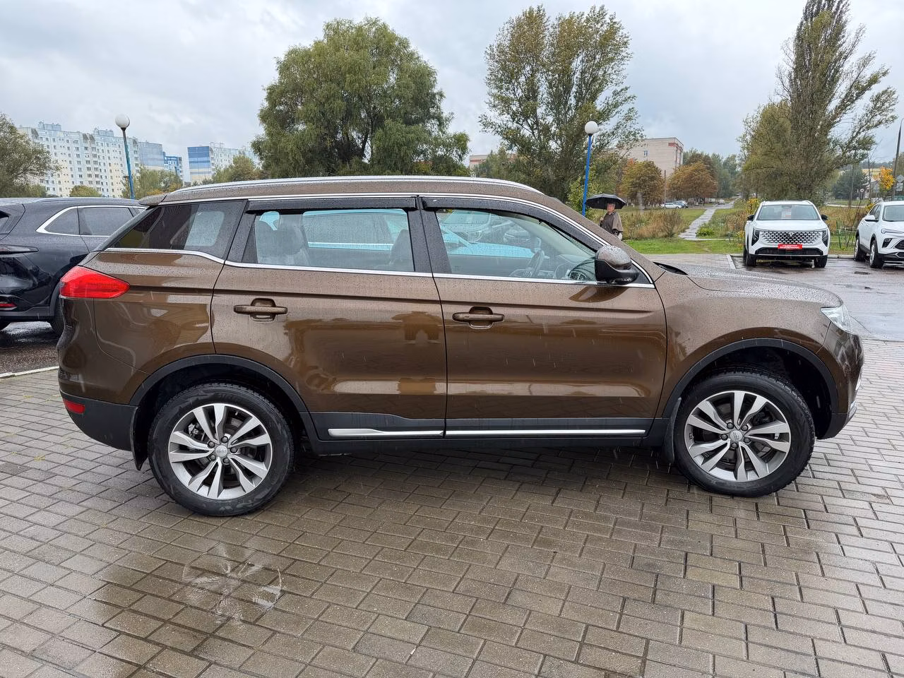 Geely Atlas фото 4