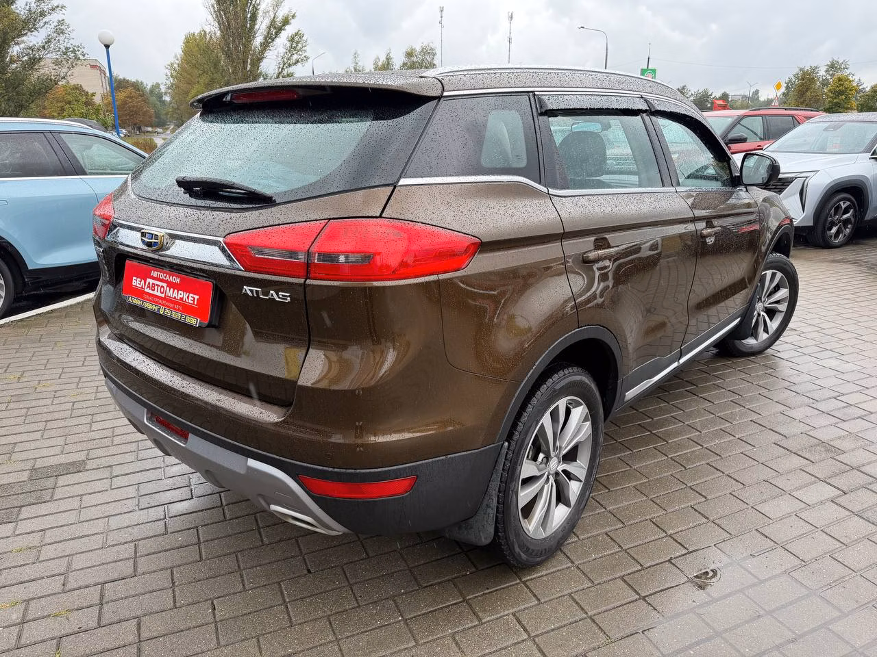 Geely Atlas фото 5