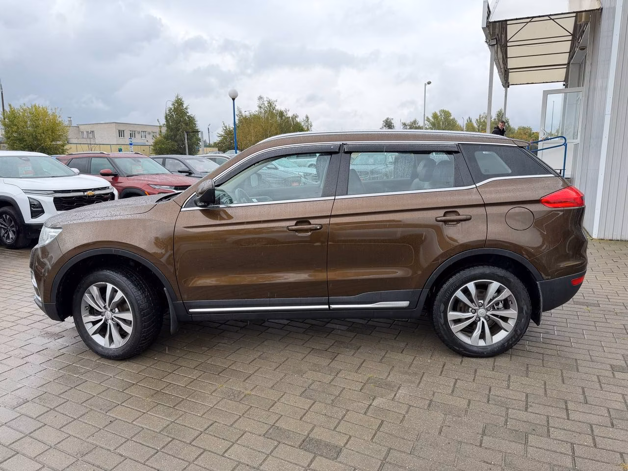 Geely Atlas фото 8