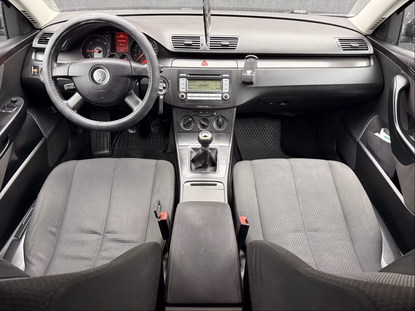 Volkswagen Passat фото 8