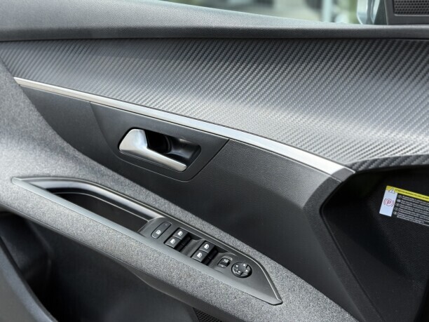 Peugeot 3008 фото 17