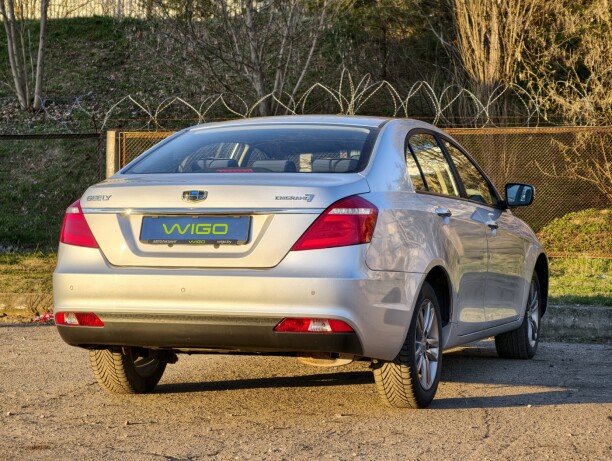 Geely Emgrand фото 7