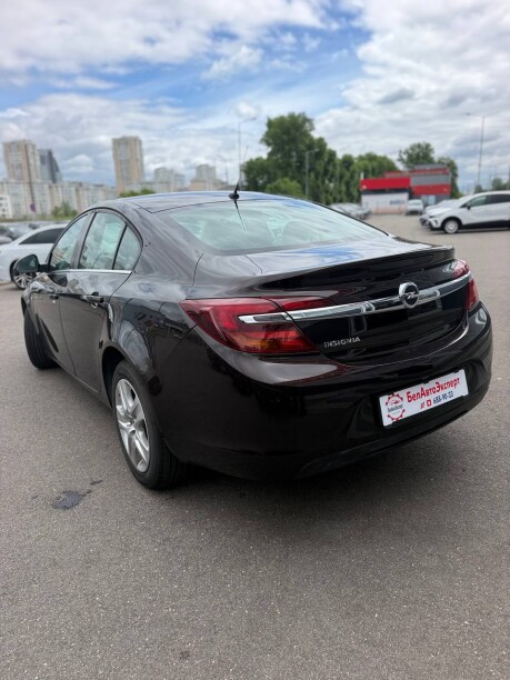 Opel Insignia фото 12