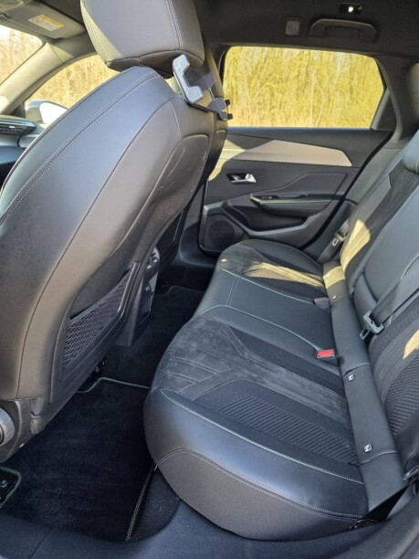Peugeot 308 фото 16