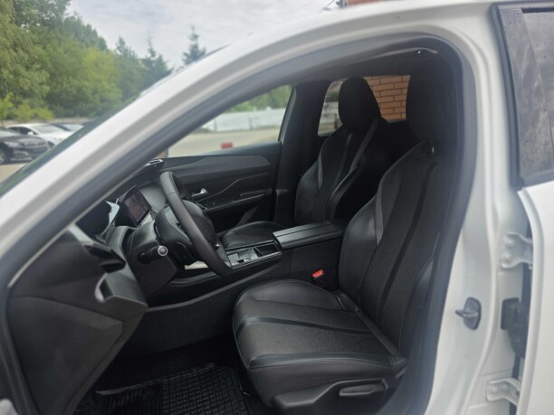 Peugeot 308 фото 16