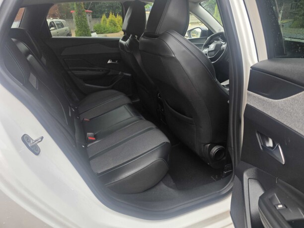 Peugeot 308 фото 12