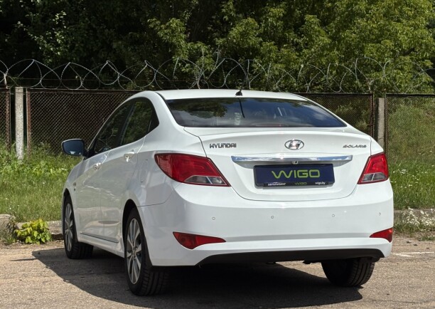 Hyundai Solaris фото 5
