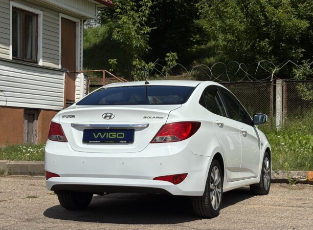 Hyundai Solaris фото 7