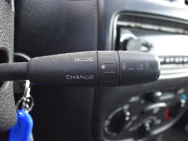 Peugeot 206 фото 15