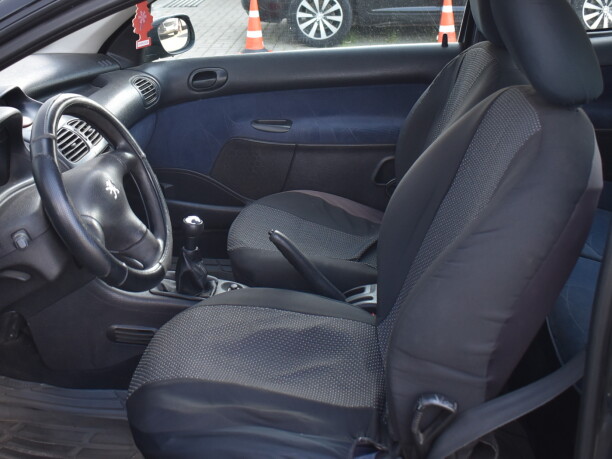 Peugeot 206 фото 9
