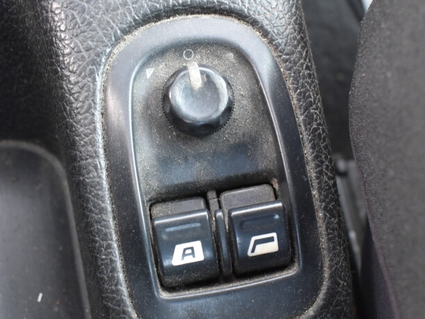 Peugeot 206 фото 18