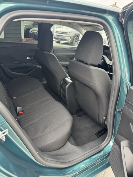 Peugeot 308 фото 12