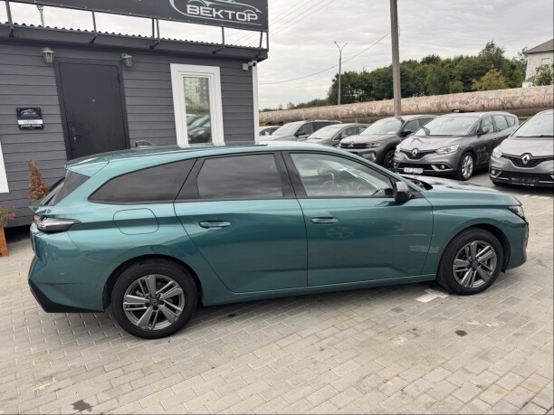 Peugeot 308 фото 8