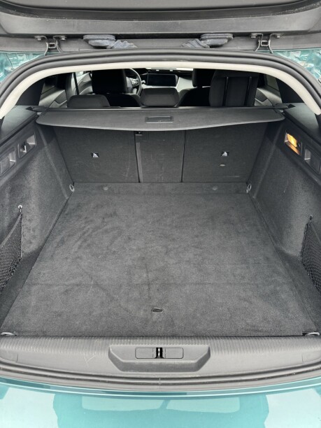 Peugeot 308 фото 15