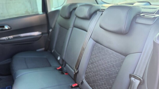 Peugeot 3008 фото 11