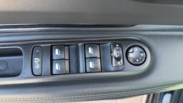 Peugeot 3008 фото 21