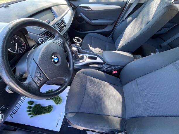 BMW X1 фото 7