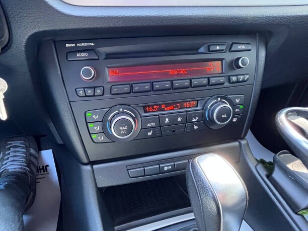 BMW X1 фото 15