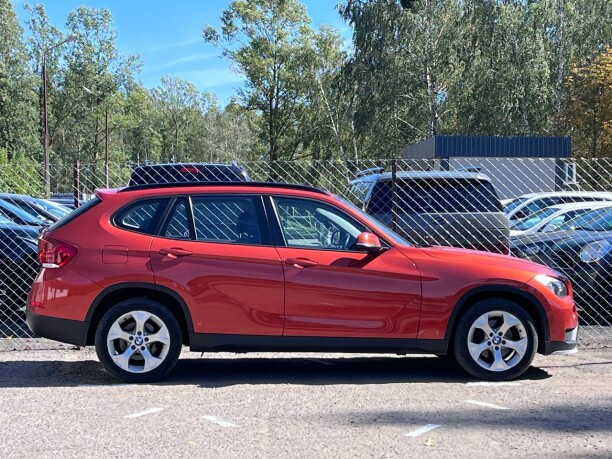BMW X1 фото 6
